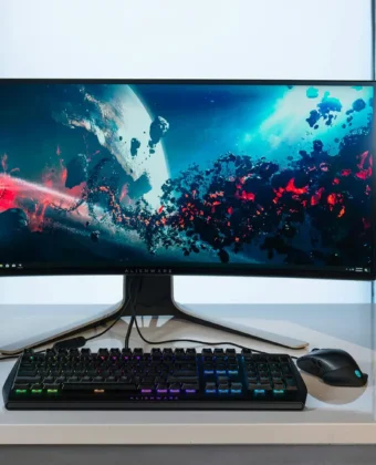 Unlock Trendsetting Laptop Deals with Premium Performance