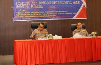 Kapolda Sumsel Irjen Pol Andi Rian R Djajadi membuka secara resmi Latihan Pra Operasi (Latpra Ops) Lilin Musi 2025 di Lounge Ampera Gedung Presisi Polda Sumsel, Palembang, Selasa (17/12/2025).