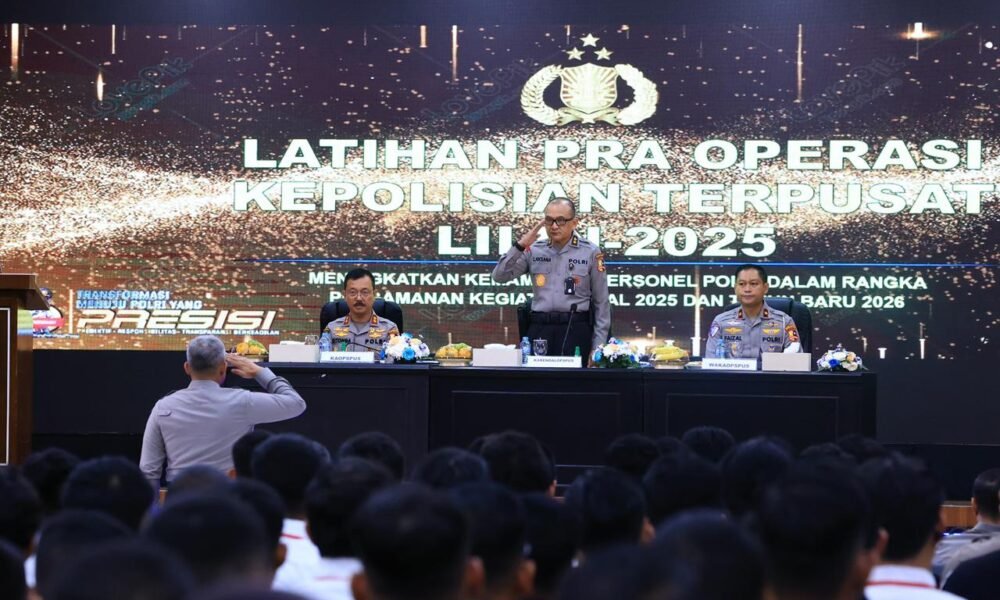 Polri Hadirkan Paradigma Baru Operasi Lilin-2025, Jaga Momentum Sosial dan Spiritual Masyarakat Polri menggelar Operasi Lilin-2025 dengan pendekatan humanis dan pelayanan publik untuk menjaga keamanan, ketertiban, serta kekhidmatan perayaan Natal dan Tahun Baru, sebagai wujud kehadiran negara dalam melindungi momentum sosial dan spiritual masyarakat.