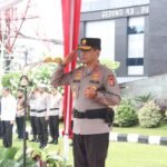 Danrem 044/Gapo Pimpin Sertijab Dandim 0406/Lubuk Linggau Kapolda Sumsel Irjen Pol Andi Rian R. Djajadi, S.I.K., M.H. memimpin Upacara Peringatan Hari Bela Negara ke-77 Tahun 2025 di Mapolda Sumsel, Jumat (19/12/2025).