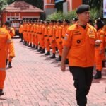 Eva Susanti Perkuat Sinergi dengan PJS Sumsel Lewat Silaturahmi di Palembang Kepala Basarnas Marsekal Madya TNI Mohammad Syafii memimpin apel kesiapsiagaan pembukaan Siaga SAR Khusus Natal 2025 dan Tahun Baru 2026 di Basarnas Command Center, Jumat (19/12/2025).