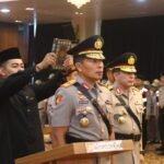 Resmi! Kapolrestabes Palembang Berganti, Kombes Pol Sonny Mahar Budi Gantikan Brigjen Harryo Kapolda Sumsel Irjen Pol Andi Rian R Djajadi SIK MH memimpin upacara Serah Terima Jabatan (Sertijab) Wakapolda Sumsel, Pejabat Utama Polda Sumsel serta Kapolres jajaran, yang digelar di Mapolda Sumsel, Senin (5/1/2026).