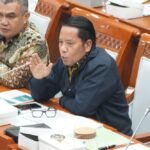 Sekjen Kemenag Kamaruddin Amin menyampaikan usulan ABT Rp5,87 triliun dalam Rapat Kerja bersama Komisi VIII DPR RI untuk memastikan pembayaran TPG dan TPD tahun 2026.