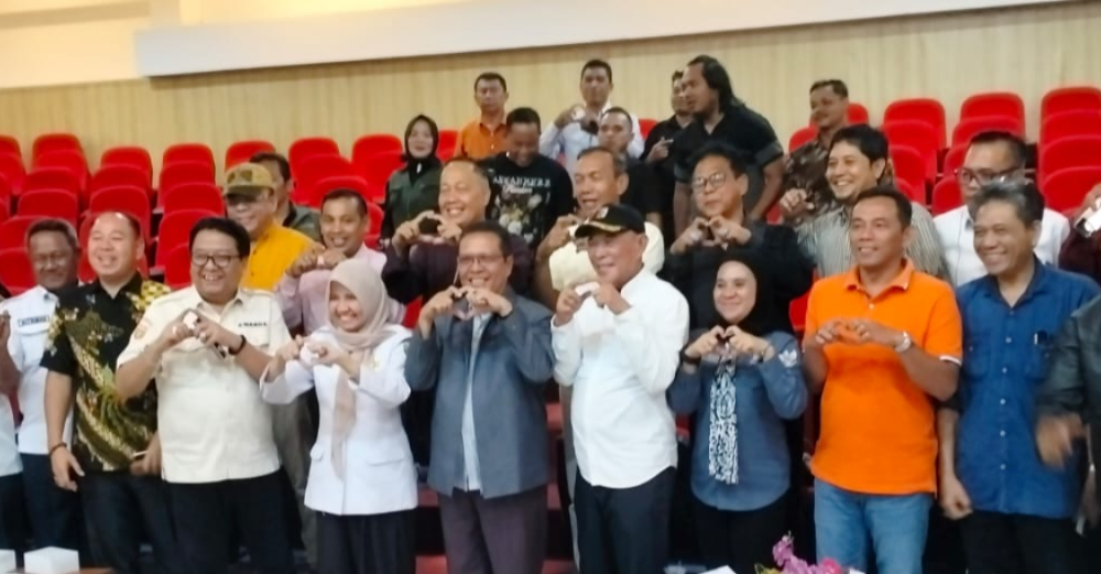 Forum Komite SMA dan SMK Sumsel Matangkan Struktur Pengurus dan Standarisasi AD/ART Forum Komite SMA/SMK Sumsel Matangkan Struktur Pengurus dan Standarisasi AD/ART