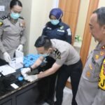 Safari Ramadhan Banyuasin 2026 Perkuat Silaturahmi dan Pelayanan Masyarakat Kapolda Sumsel Pimpin Tes Urine Mendadak Massal Internal, Pastikan Integritas Personel Bebas Narkoba