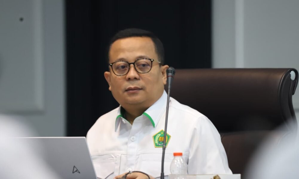Menag Ajak Umat Islam Lampaui Standar Minimal Zakat, Perkuat Infak dan Sedekah Menag Ajak Umat Islam Lampaui Standar Minimal Zakat, Perkuat Infak dan Sedekah