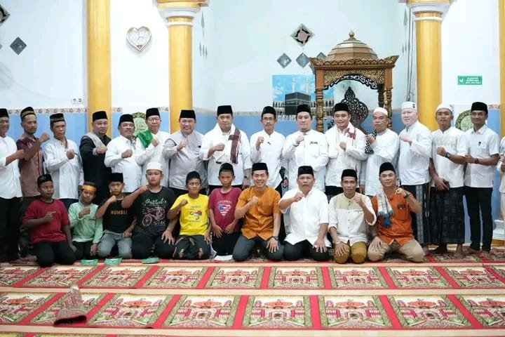 Safari Ramadan di Desa Majahtera, Bupati Banyuasin Komitmen Perbaiki Infrastruktur Jalan dan Jembatan