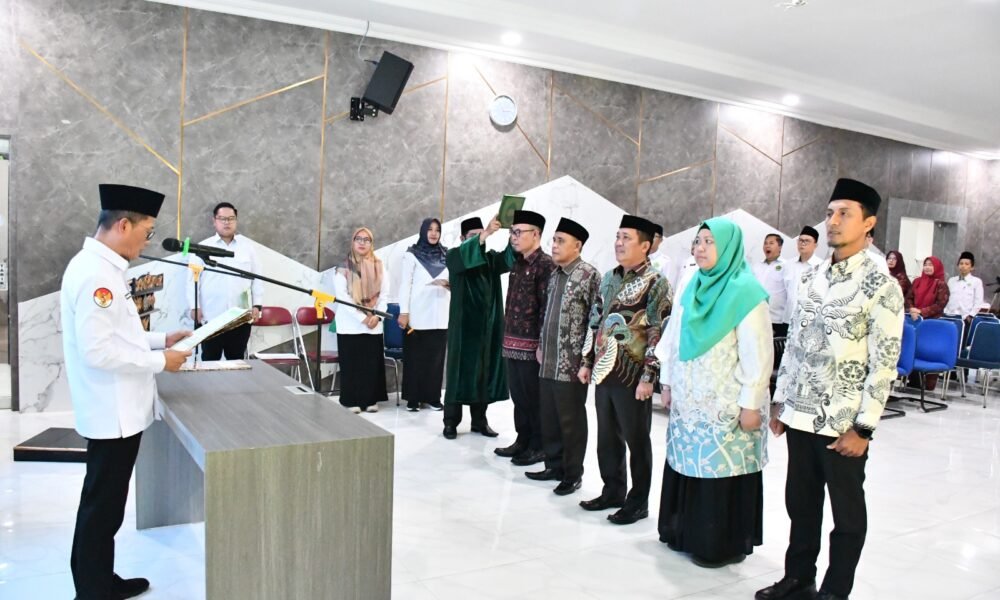 28 Pejabat Dilantik di Bulan Ramadan, Kakanwil Kemenag Sumsel: Jaga Integritas 28 Pejabat Dilantik di Bulan Ramadan, Kakanwil Kemenag Sumsel: Jaga Integritas dan Tetap Semangat Melayani