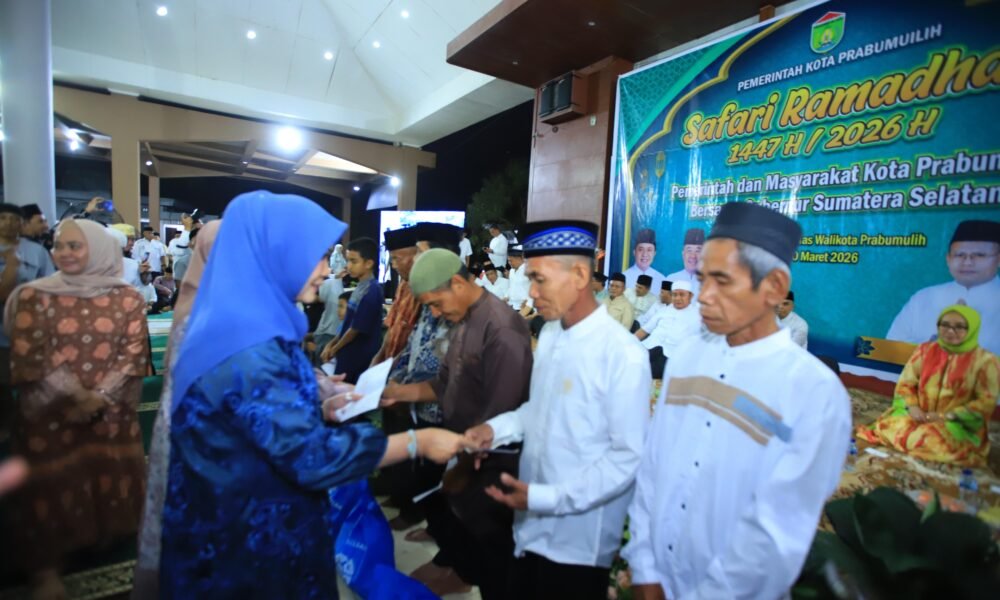 Safari Ramadan di Prabumulih, Gubernur Herman Deru Dorong Penguatan Layanan Publik dan Kebersihan Lingkungan Safari Ramadan di Prabumulih, Gubernur Herman Deru Dorong Penguatan Layanan Publik dan Kebersihan Lingkungan