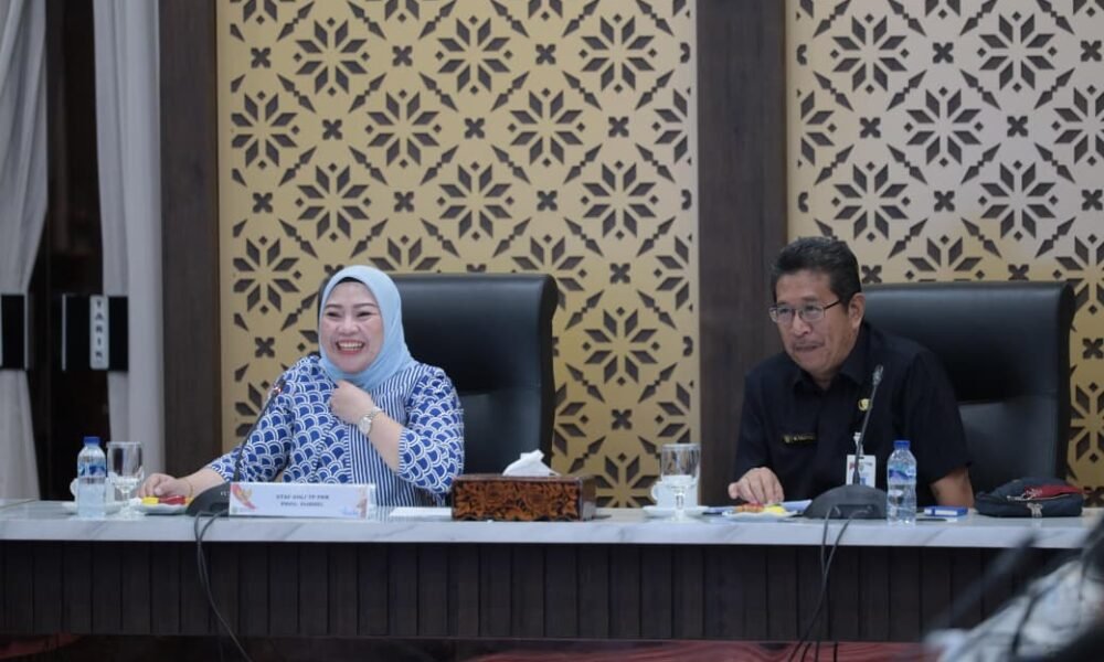 Lidyawati Cik Ujang Matangkan Persiapan HKG ke-54, Rakon PKK, dan Rakerda Dekranasda 2026 Lidyawati Cik Ujang Matangkan Persiapan HKG ke-54, Rakon PKK, dan Rakerda Dekranasda 2026