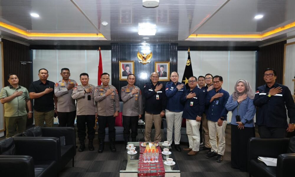 Tekankan Standar Keselamatan, Polda Sumsel dan SKK Migas Sinergi Percepat Legalisasi Sumur Minyak Rakyat Tekankan Standar Keselamatan, Polda Sumsel dan SKK Migas Sinergi Percepat Legalisasi Sumur Minyak Rakyat