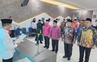 Lantik 4 Pejabat Administrator, Kakanwil Kemenag Sumsel Tekankan Penyegaran dan Akselerasi Kinerja