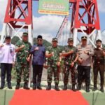 Jembatan Gantung Garuda di OKU Diresmikan, Danrem 044/Gapo: Bukti Nyata Sinergi untuk Rakyat