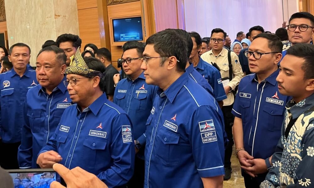 Cik Ujang ‘Back to Back’ Terpilih Jadi Ketua DPD Partai Demokrat Sumsel Cik Ujang 'Back to Back' Terpilih Jadi Ketua DPD Partai Demokrat Sumsel