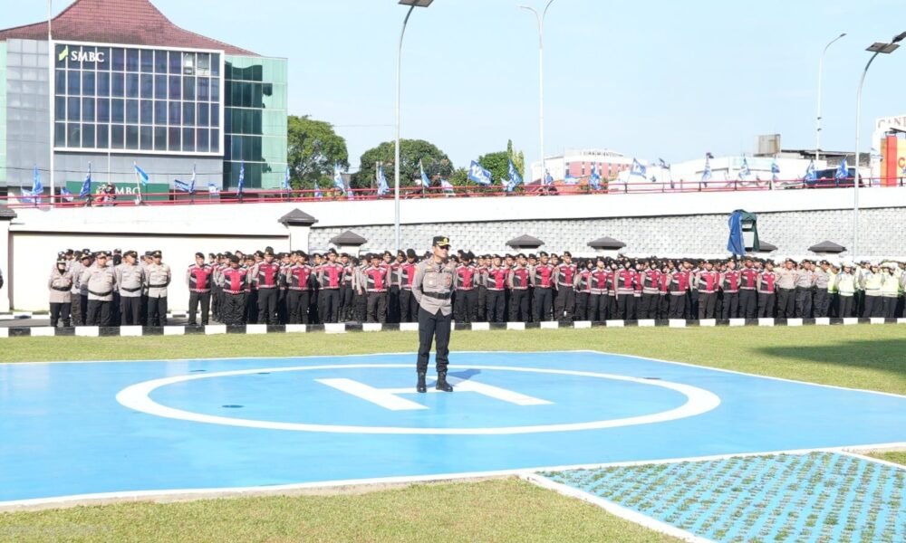 Sinergi TNI-Polri di Sumsel: 4.432 Aparat Gabungan Siap Amankan Perayaan Hari Buruh⠀ Sinergi TNI-Polri di Sumsel: 4.432 Aparat Gabungan Siap Amankan Perayaan Hari Buruh ⠀