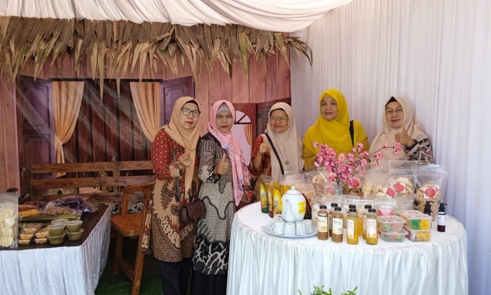Naluri Ibu Selamatkan Lingkungan: KWT Bougenville Menyulap Lahan Terbengkalai Jadi Sumber Kehidupan Prabumulih