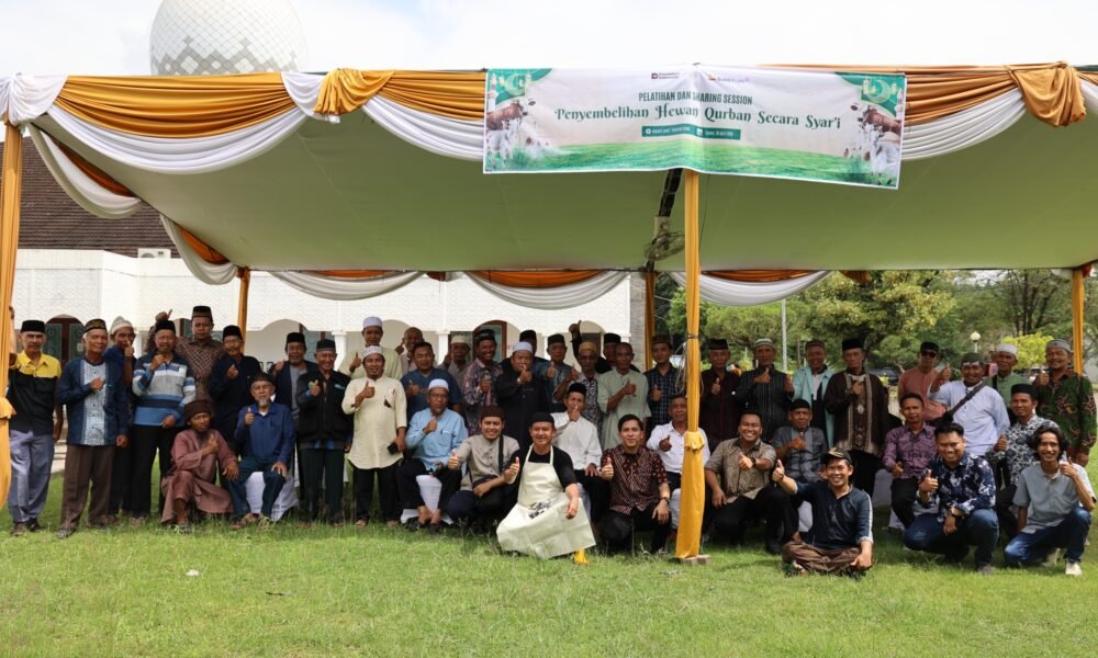 Perkuat Pemahaman Syariat, PTBA Gelar Pelatihan Penyembelihan Hewan Kurban Perkuat Pemahaman Syariat, PTBA Gelar Pelatihan Penyembelihan Hewan Kurban