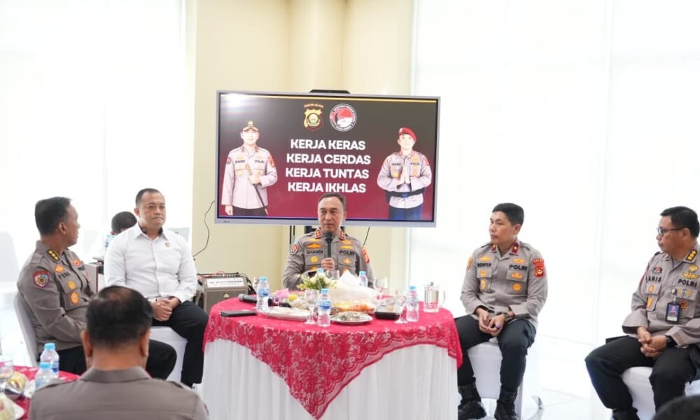 Kapolda Tekankan Akselerasi Pencegahan Peredaran Gelap Narkotika di Sumatera Selatan Kapolda Sumsel Tekankan Akselerasi Pencegahan Peredaran Gelap Narkotika di Sumatera Selatan