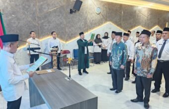 Lantik Pejabat Baru, Kakanwil Kemenag Sumsel Tekankan Peningkatan Layanan KUA dan Humas
