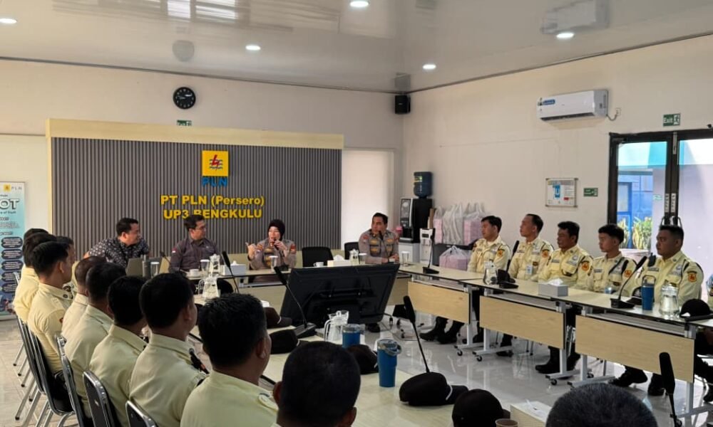Peringati Hari Buruh, PLN Bengkulu Perkuat Garda Terdepan Pengamanan untuk Jaga Keandalan Listrik Peringati Hari Buruh, PLN Bengkulu Perkuat Garda Terdepan Pengamanan untuk Jaga Keandalan Listrik