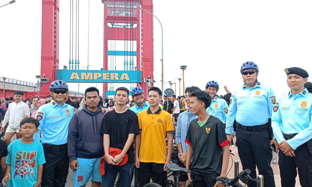 Sinergi Jaga Ketertiban Publik, Polda Sumsel Kawal Aktivitas Warga di Ruang Terbuka Hijau Sinergi Jaga Ketertiban Publik, Polda Sumsel Kawal Aktivitas Warga di Ruang Terbuka Hijau
