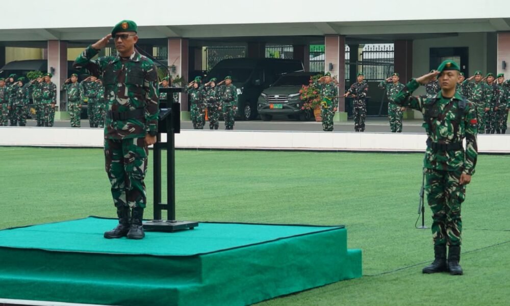 Tegakkan Profesionalisme, Asops Kasdam II/Sriwijaya Pimpin Upacara dan Defile Pasukan Makodam II/Swj