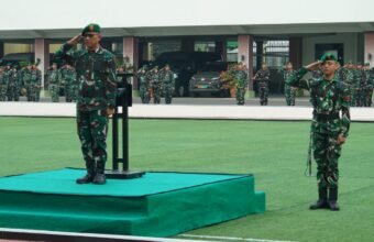 Tegakkan Profesionalisme, Asops Kasdam II/Sriwijaya Pimpin Upacara dan Defile Pasukan Makodam II/Swj