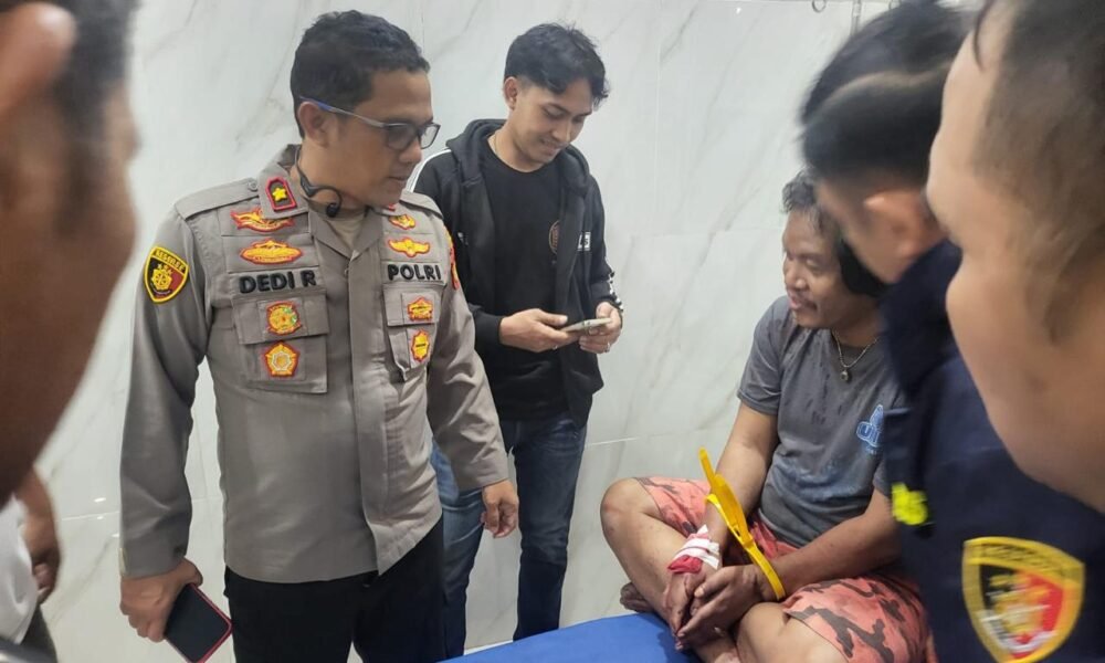 Kurang dari 24 Jam, Polisi Amankan Terduga Pelaku Penganiayaan yang Menewaskan Lansia di Palembang Kurang dari 24 Jam, Polisi Amankan Terduga Pelaku Penganiayaan yang Menewaskan Lansia di Palembang