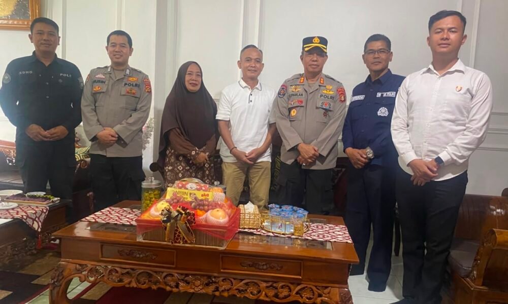 Hari Bhayangkara ke-80, Polda Sumsel Perkuat Soliditas Internal dan Ketahanan Sosial Melalui Anjangsana