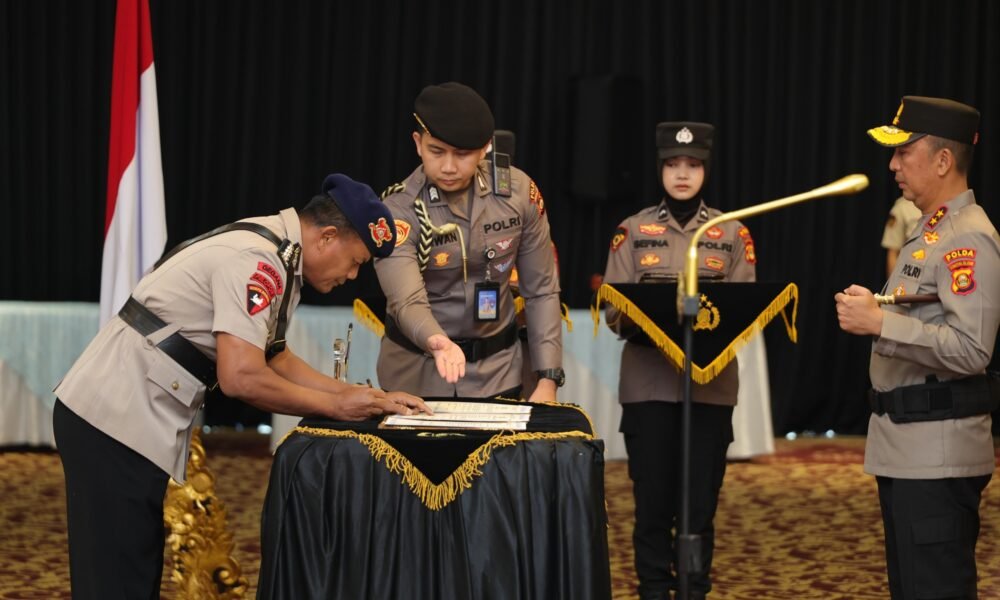 Sertijab PJU dan Kapolres Jajaran, Kapolda Sumsel Perkuat Transformasi Organisasi Polri Presisi