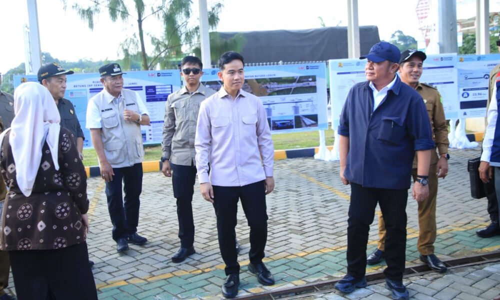 Gubernur Herman Deru Dampingi Wapres Gibran Tinjau Plaza Tol Bayung Lincir, Percepat Konektivitas Sumsel