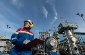 PHR Zona 4 menerapkan sejumlah strategi pengeboran, seperti dual completion dan step out drilling, demi menjaga stabilitas produksi di tengah tantangan lapangan migas yang sudah mature.