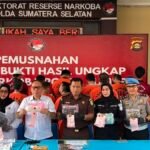 Polisi: Suami Diduga Bunuh Istri Lalu Gantung Diri di Kebun Karet Banyuasin