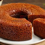 Jangan Buang Pisang Matang! Begini Cara Membuat Bolu Pisang Super Lembut yang Bikin Ketagihan Bolu Sarang Semut: Kue Tradisional Bertekstur Unik dengan Aroma Karamel yang Bikin Ketagihan. (Foto: istimewa)