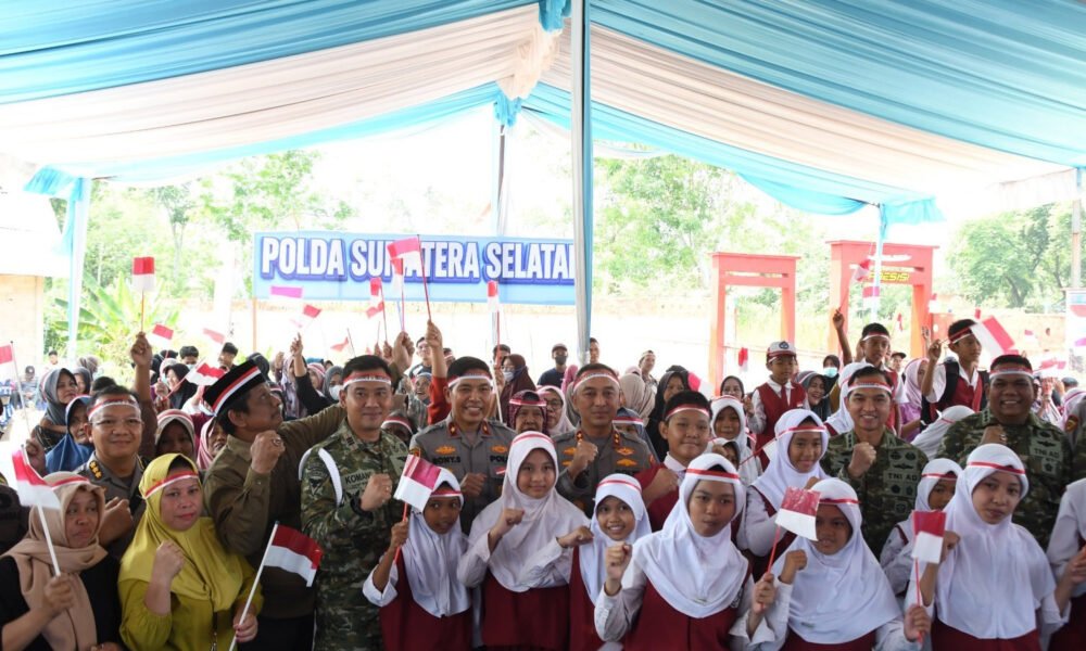 Perkuat Akses dan Konektivitas, Kasrem 044/Gapo Hadiri Peresmian Jembatan Merah Putih