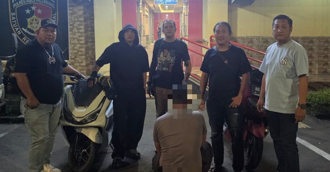 Kunci Jatuh di Toko Jadi Celaka, Motor Honda PCX Raib di Parkiran PIM